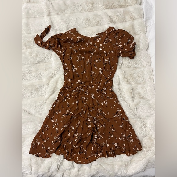 Reformation Brown Floral Mini Dress, Size Small - Picture 2 of 3